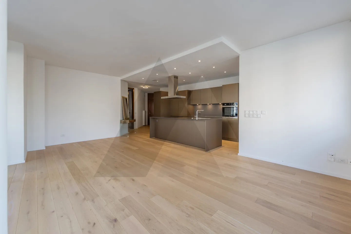 MODERNE 3.5 PIÈCES RÉNOVÉE – CASSARATE - Photo 5 sur 12