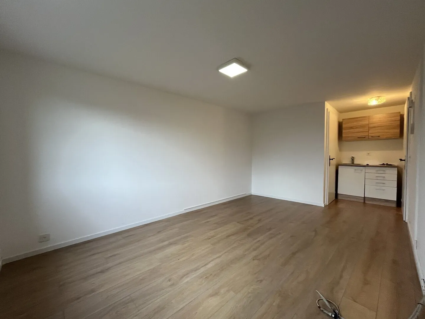 Studio nel centro del villaggio di Rennaz - Foto 2 di 3