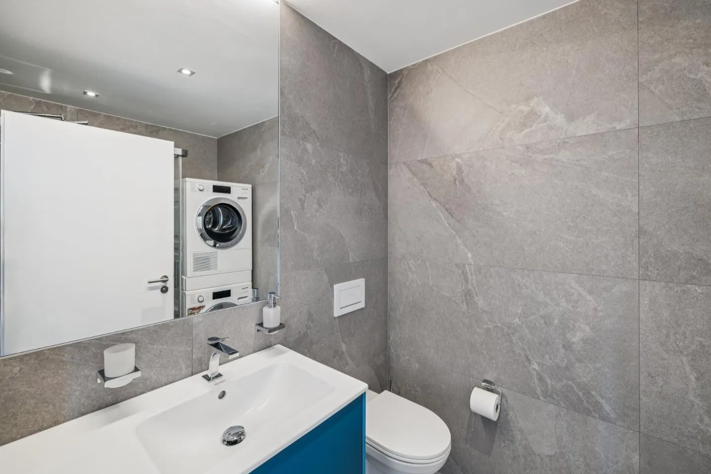 Moderne Wohnungen mit atemberaubendem Blick - Foto 8 von 9