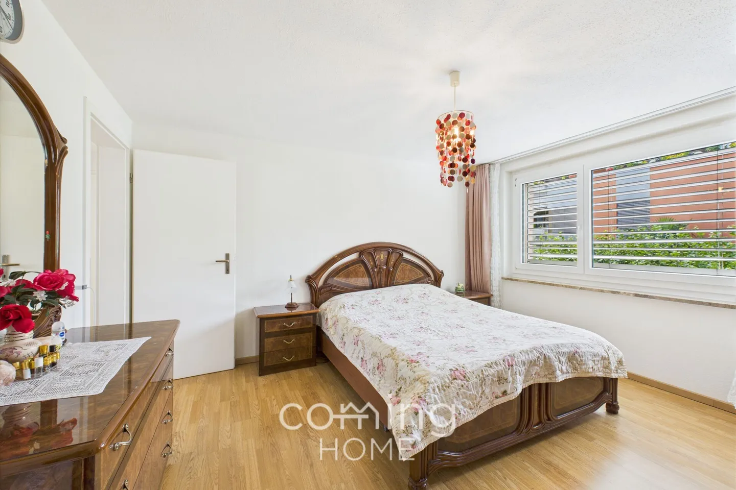 Charming 3.5-room apartment in Reinach - Modernly renovated & ready to move in - Photo 6 of 15