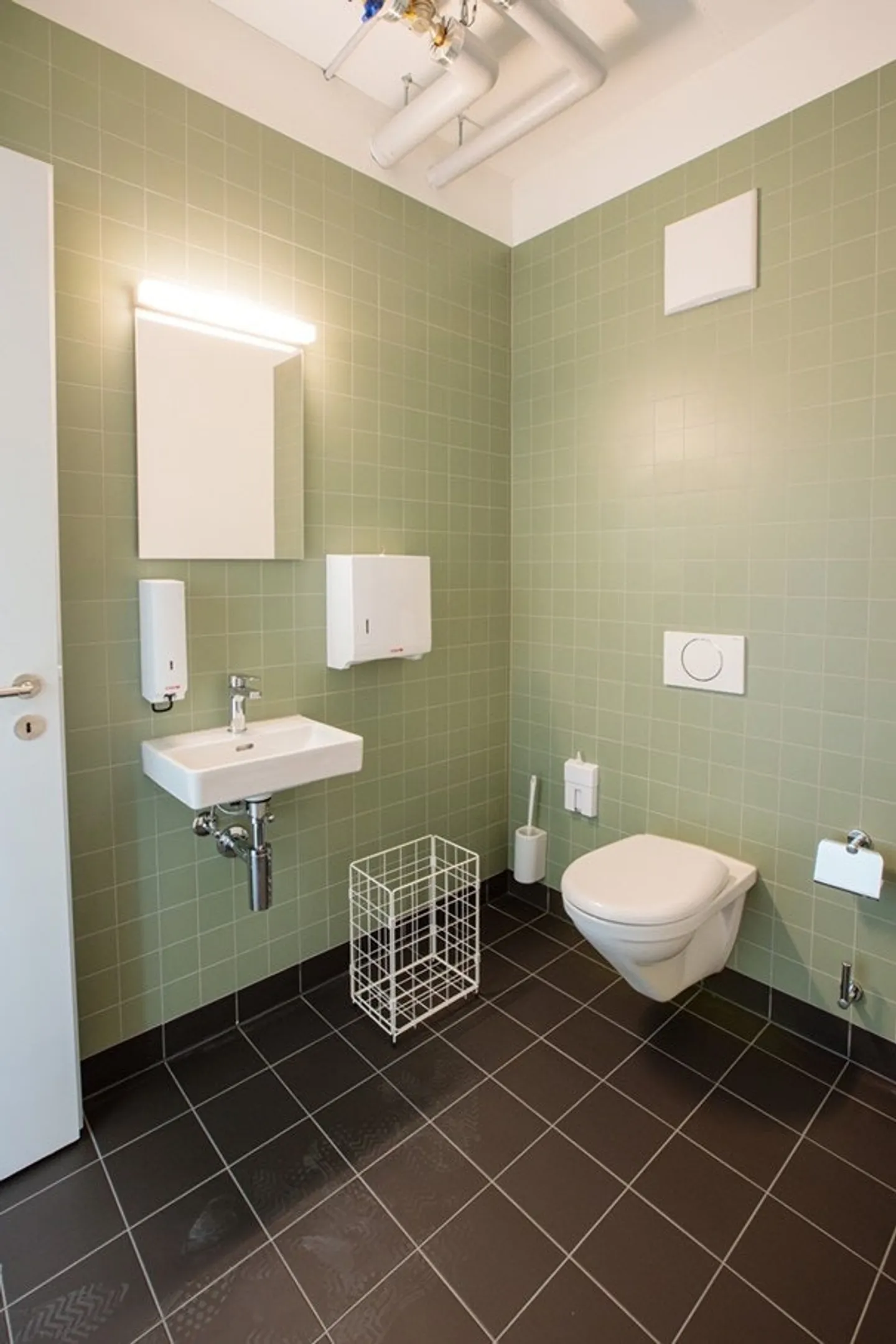 Edificio ad uso misto in affitto - Foto 5 di 12