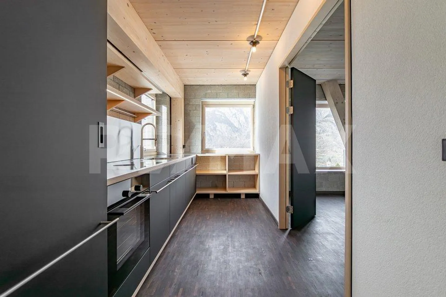 3.5 Room Apartment - Photo 4 of 13