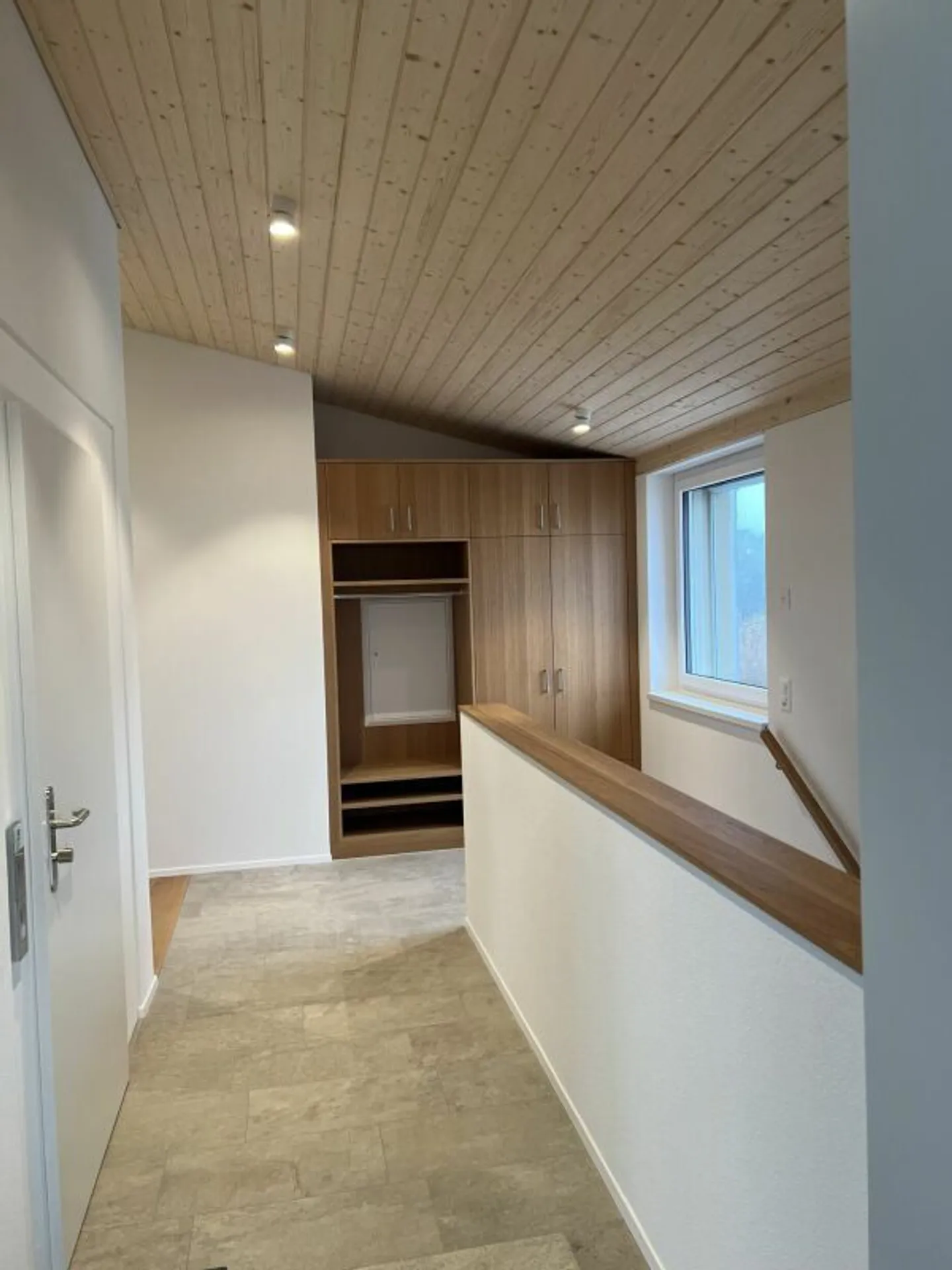 Appartamento di Lusso con Vista Mozzafiato - Foto 5 di 27