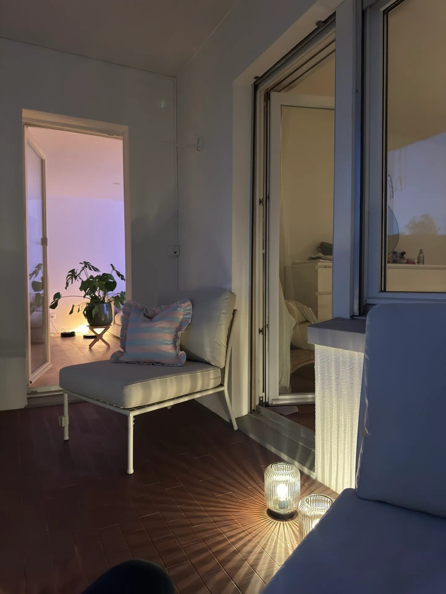 Stylish Attic Apartment - Photo 10 of 13