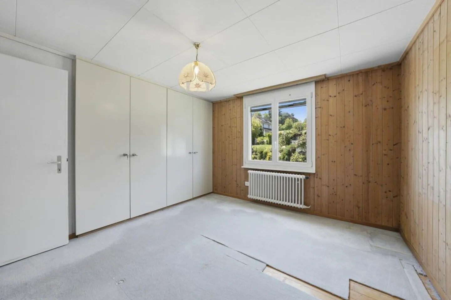 Charming Semi-Detached Family House with Conservatory and Garage - Photo 22 of 30