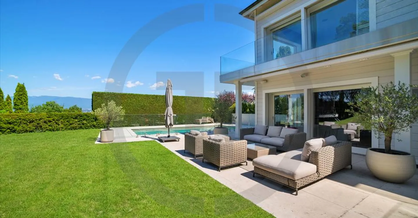 Erhabenes Haus mit Seeblick in Anières - Foto 7 von 12