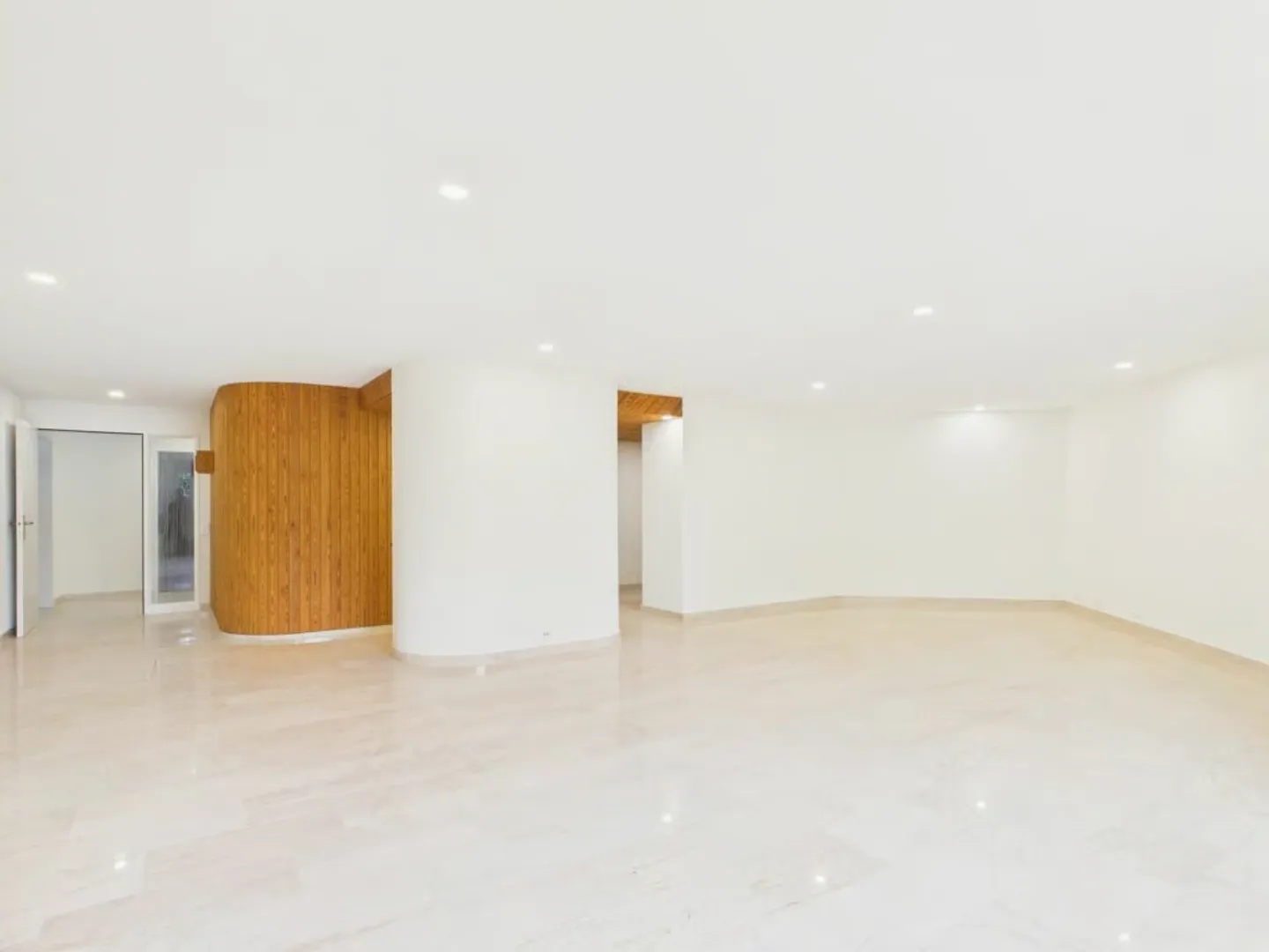 Luxuriöse Villa mit unverbaubarer Aussicht und viel Privatsphäre in Frenkendorf - Foto 25 di 30