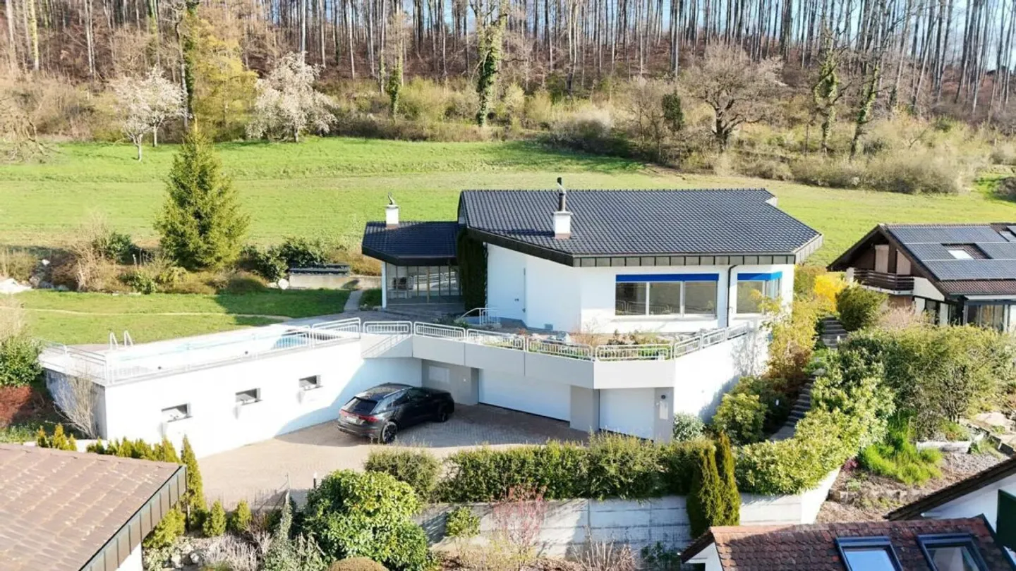 Luxuriöse Villa mit unverbaubarer Aussicht und viel Privatsphäre in Frenkendorf - Foto 30 di 30