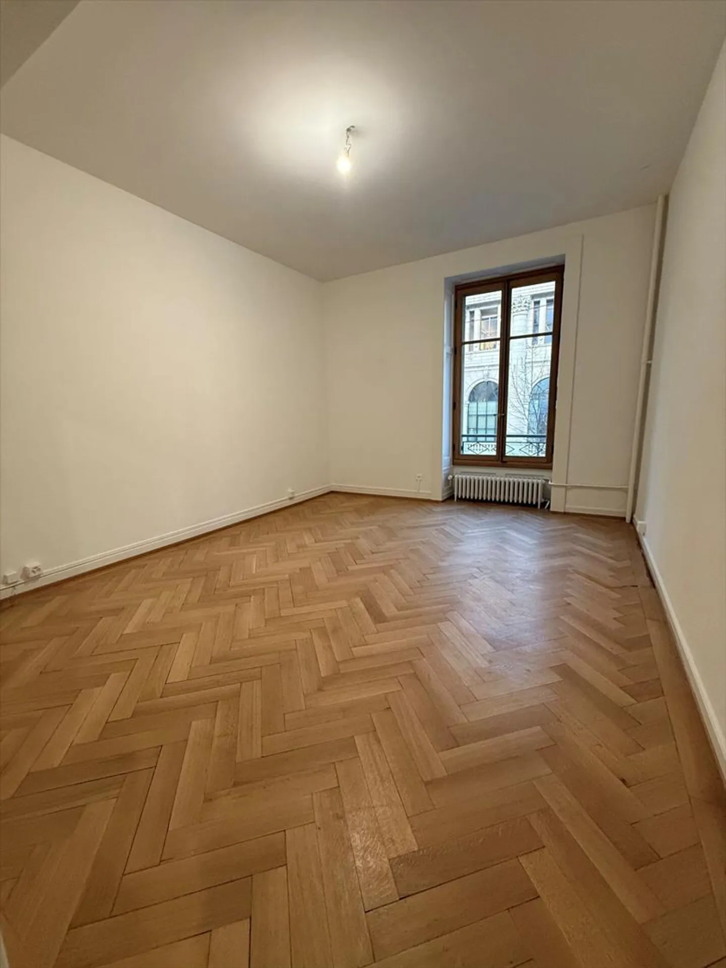 Uffici ristrutturati - Posizione strategica nel cuore di Ginevra - Foto 4 di 6
