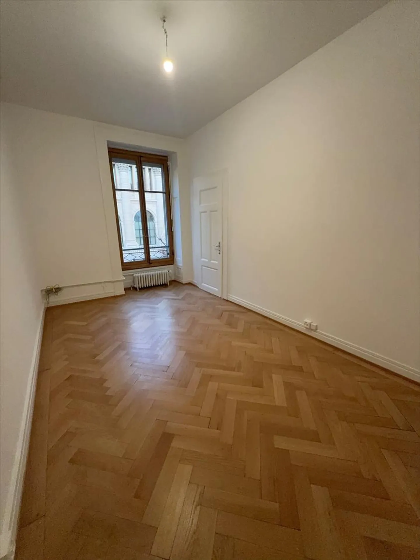 Uffici ristrutturati - Posizione strategica nel cuore di Ginevra - Foto 5 di 6
