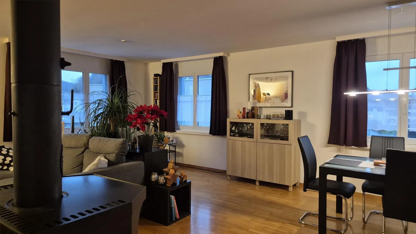 5.5 Room Apartment in 3-Family House - Photo 5 of 6