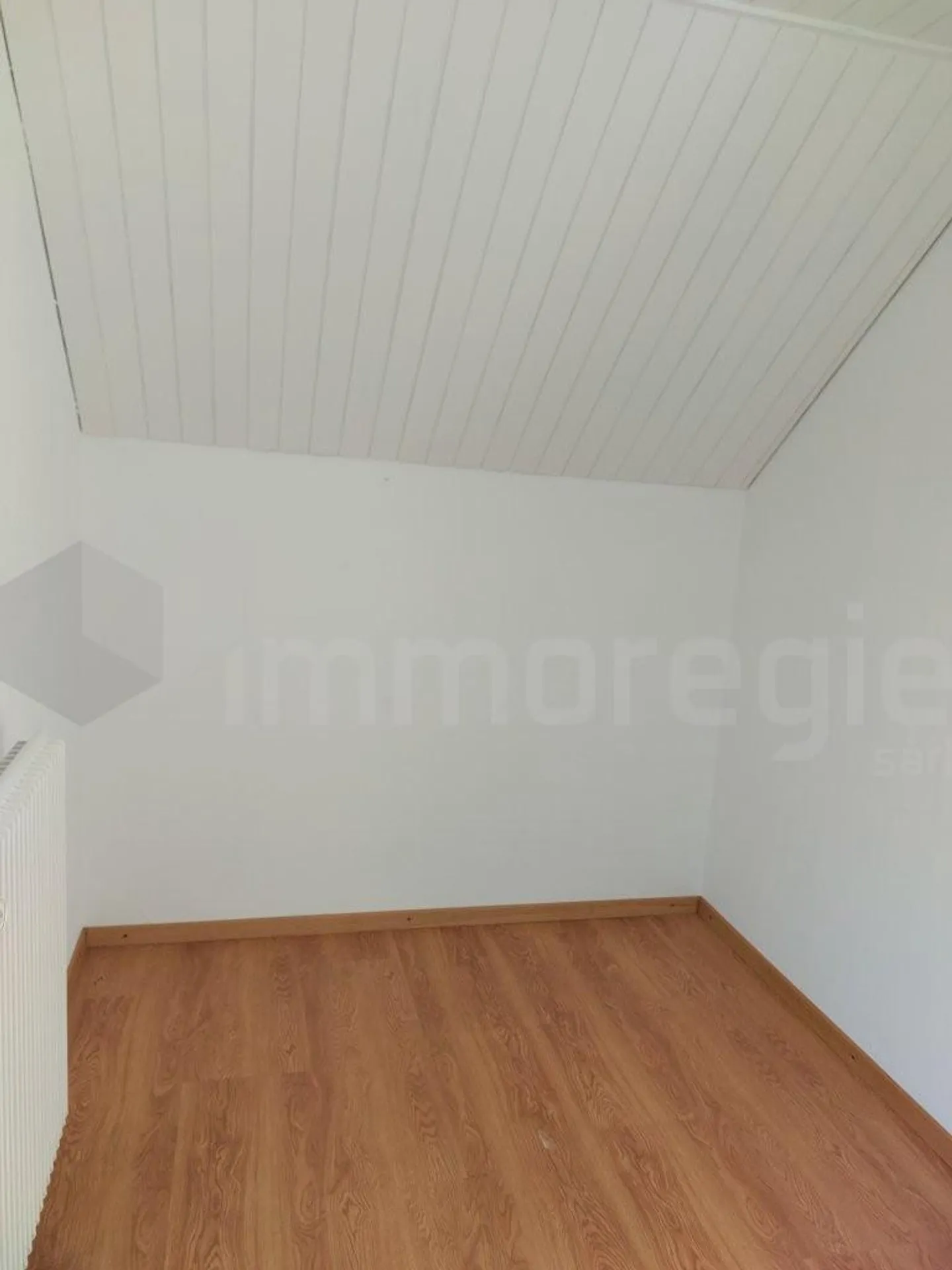 Appartamento in affitto - Foto 5 di 7