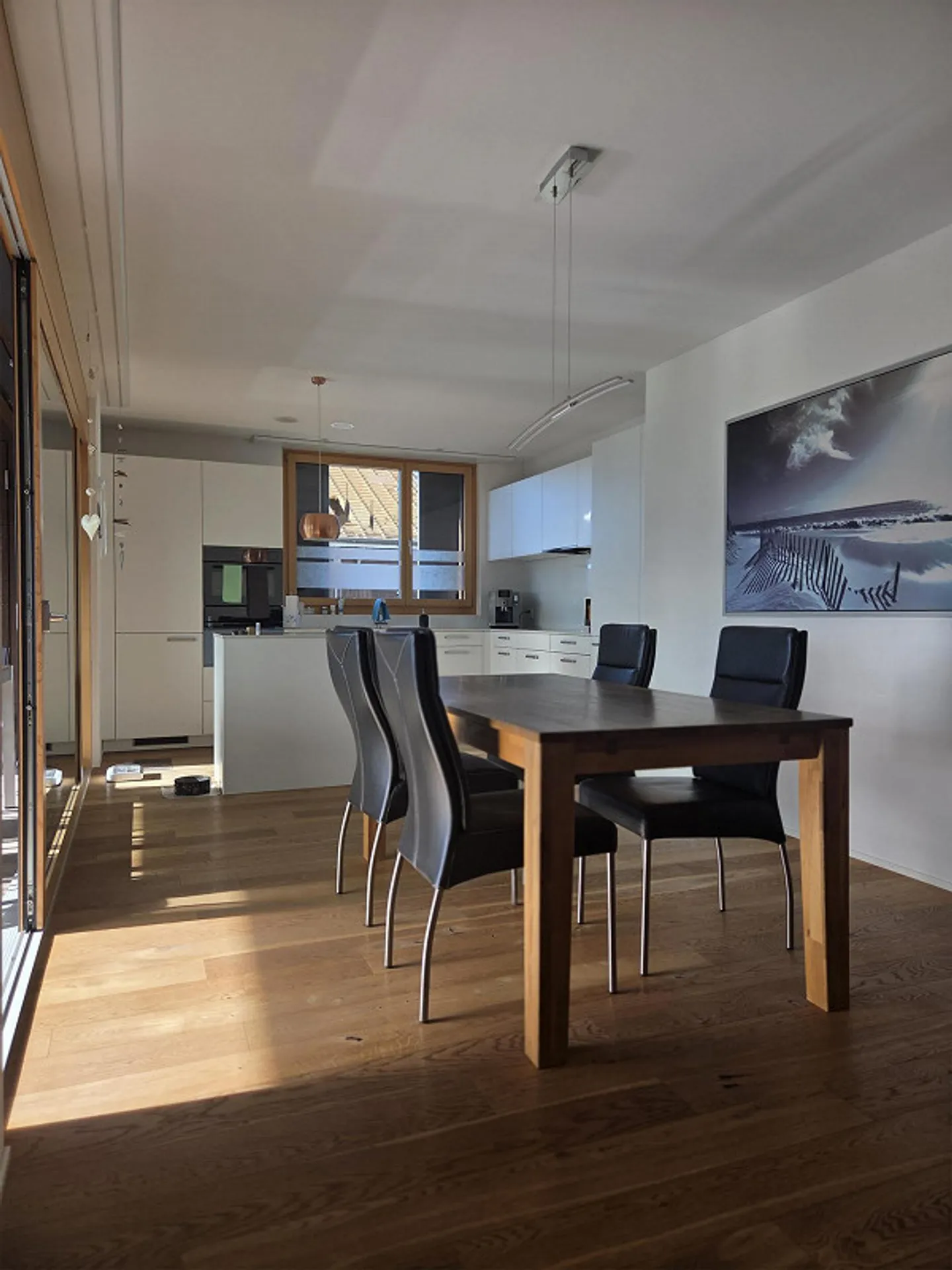 Charming 4.5 Room Apartment in Schenkon - with Lake View - Photo 2 of 8