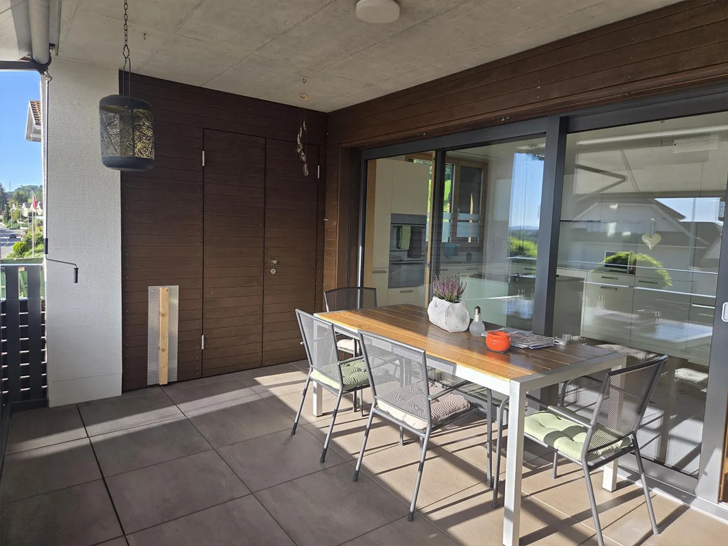 Charming 4.5 Room Apartment in Schenkon - with Lake View - Photo 6 of 8