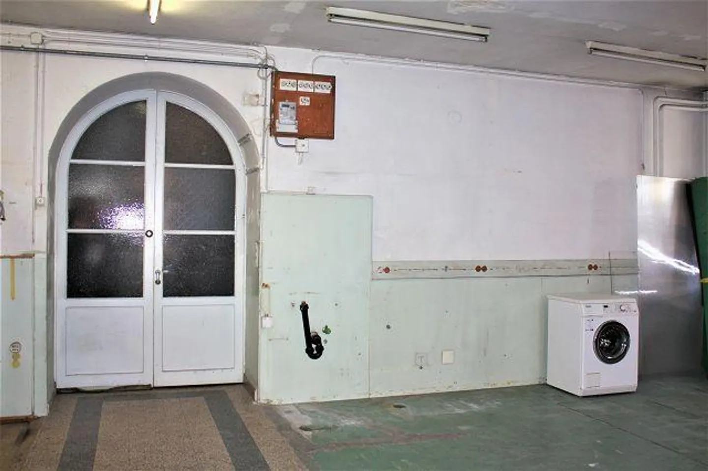 Casa plurifamiliare di 3 app.a reddito con terrazzi e garage - Foto 27 di 47