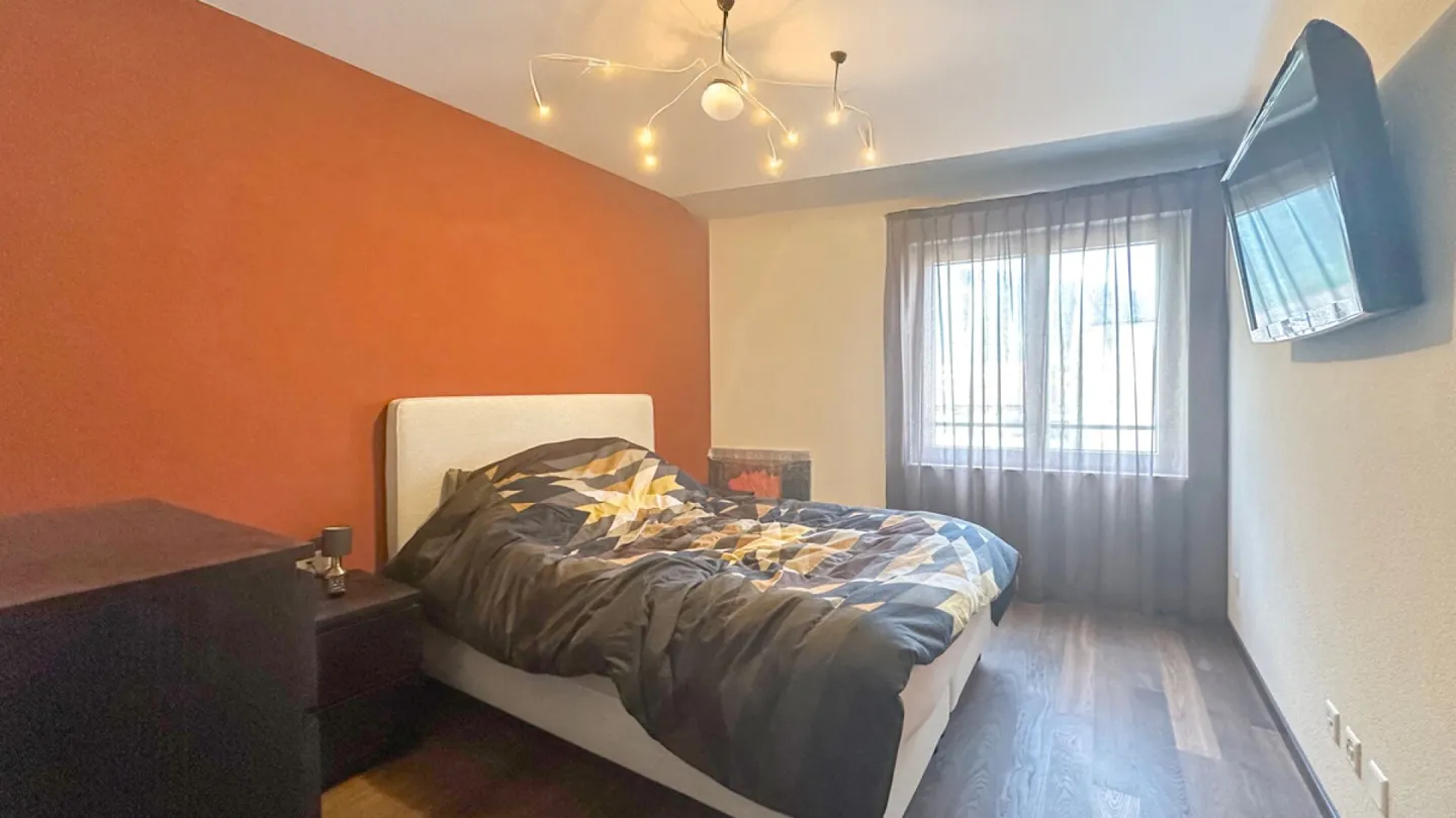 Villa di alta classe con 2 appartamenti, 5,5 stanze e 3,5 stanze. - Foto 7 di 21