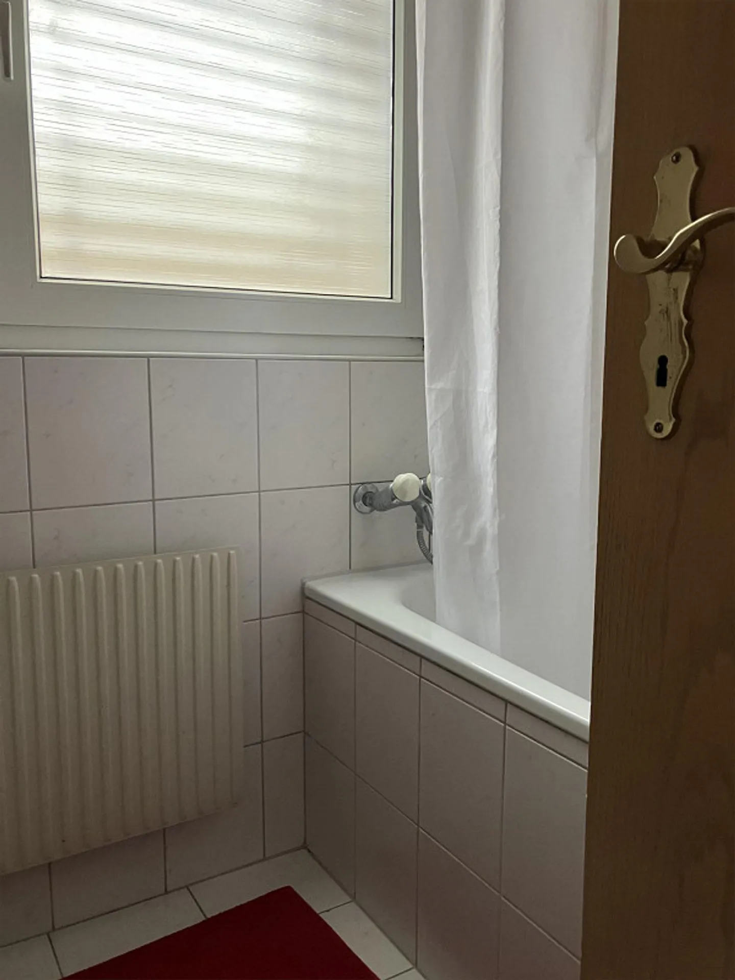 4.5 Room Apartment in Central Location - Photo 7 of 9