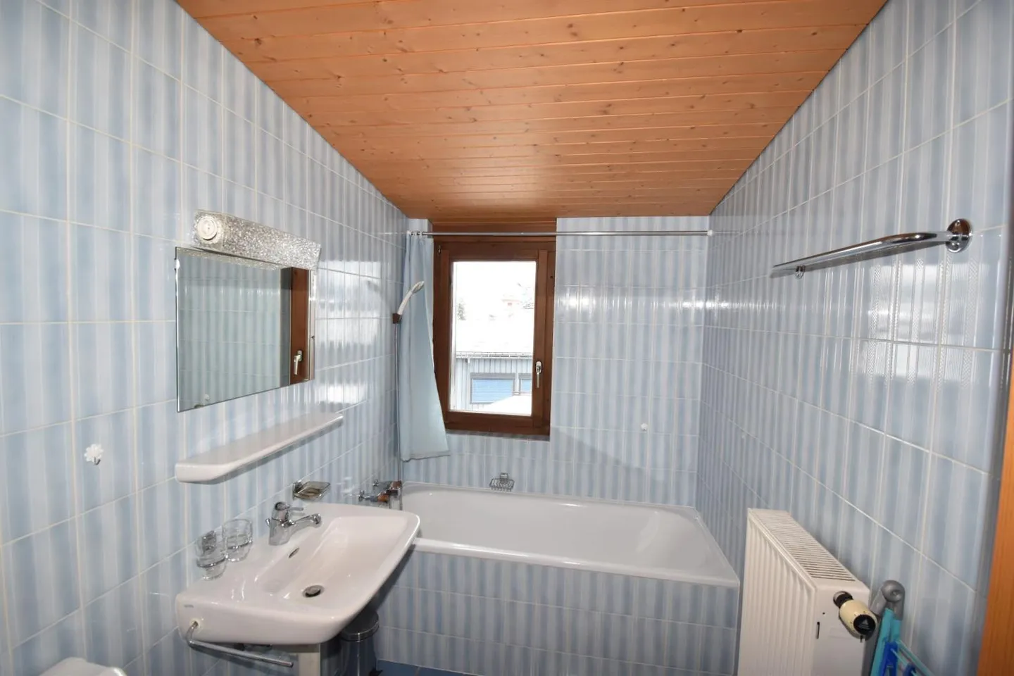 2-room apartment in the attic - Photo 4 of 5