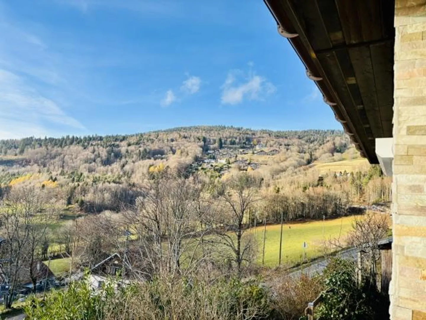 Unique renovated single-family house with unobstructed view - Photo 14 of 15