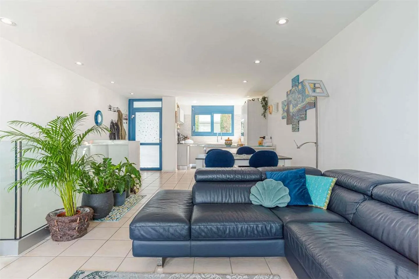 Triplex avec vue partielle sur le lac et jardin privé. - Photo 1 sur 13