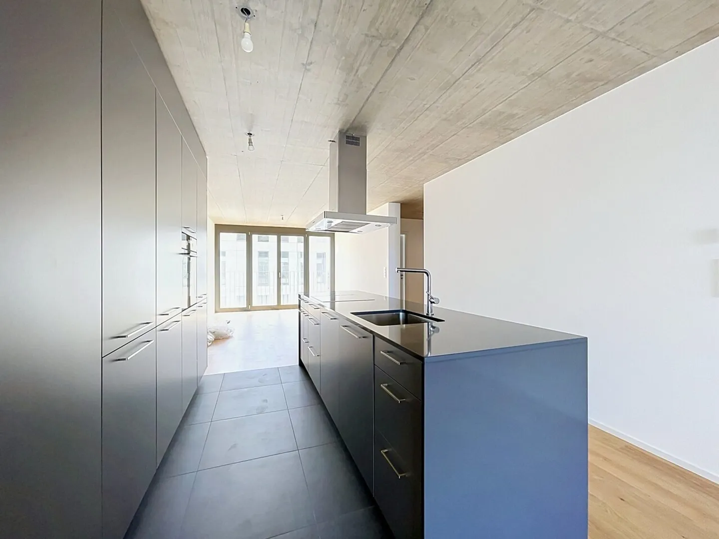 Neue 3,5-Zimmer-Wohnung mit Balkon - Foto 4 von 13