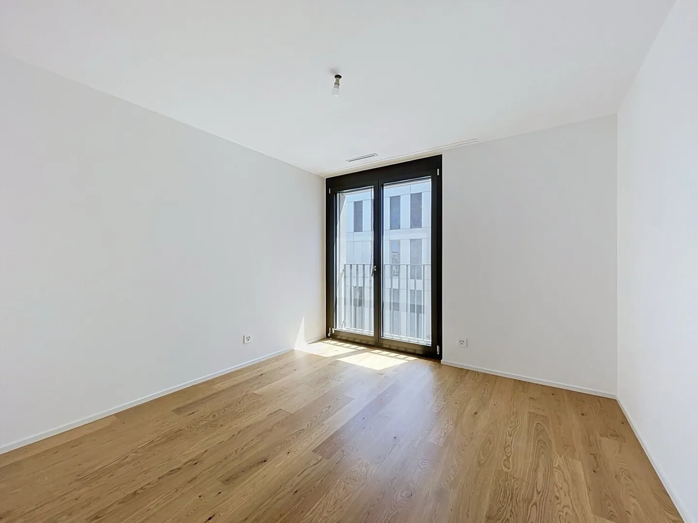 Neue 3,5-Zimmer-Wohnung mit Balkon - Foto 7 von 13