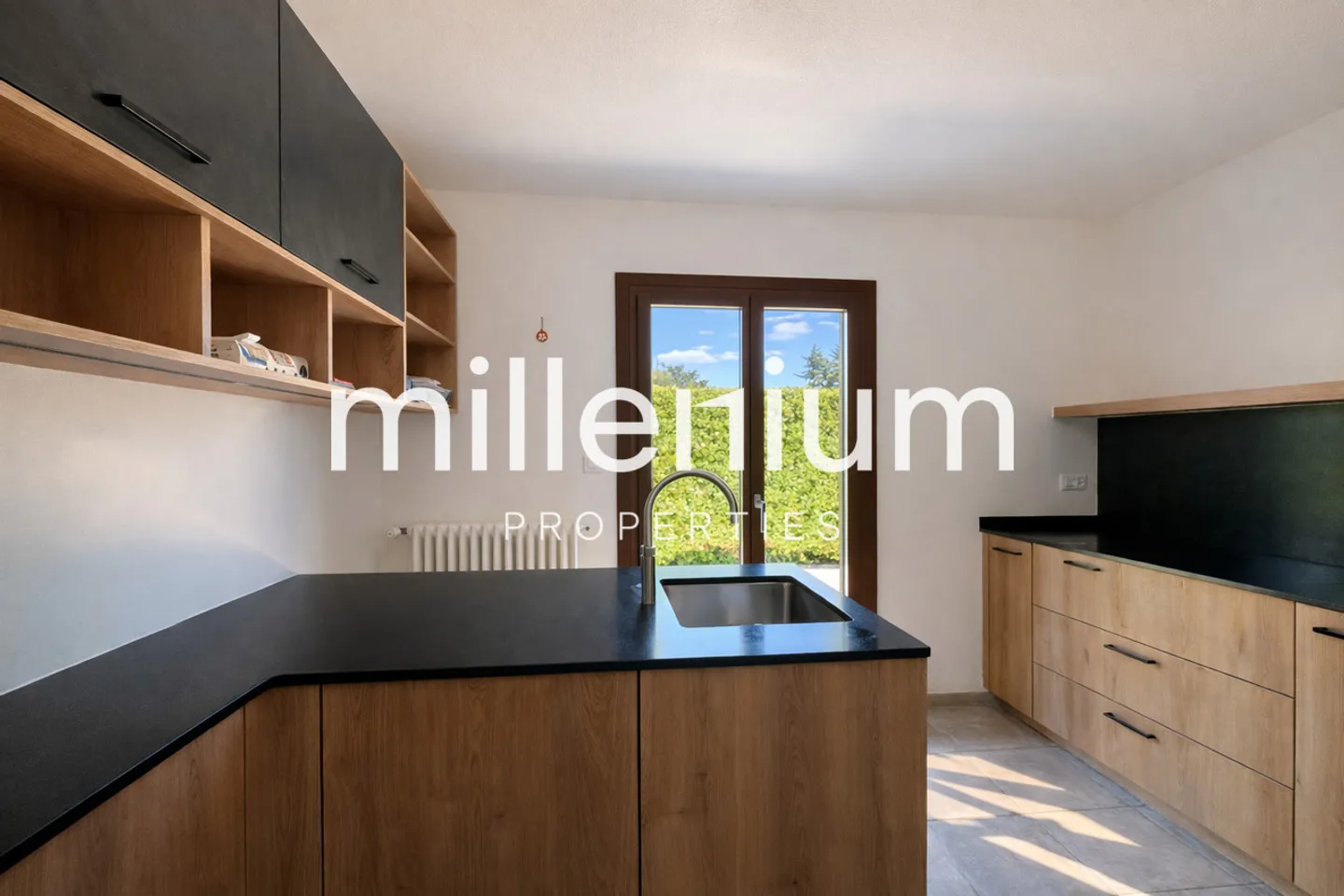 Maison familiale avec jardin – Environnement calme et verdoyant - Photo 7 of 14