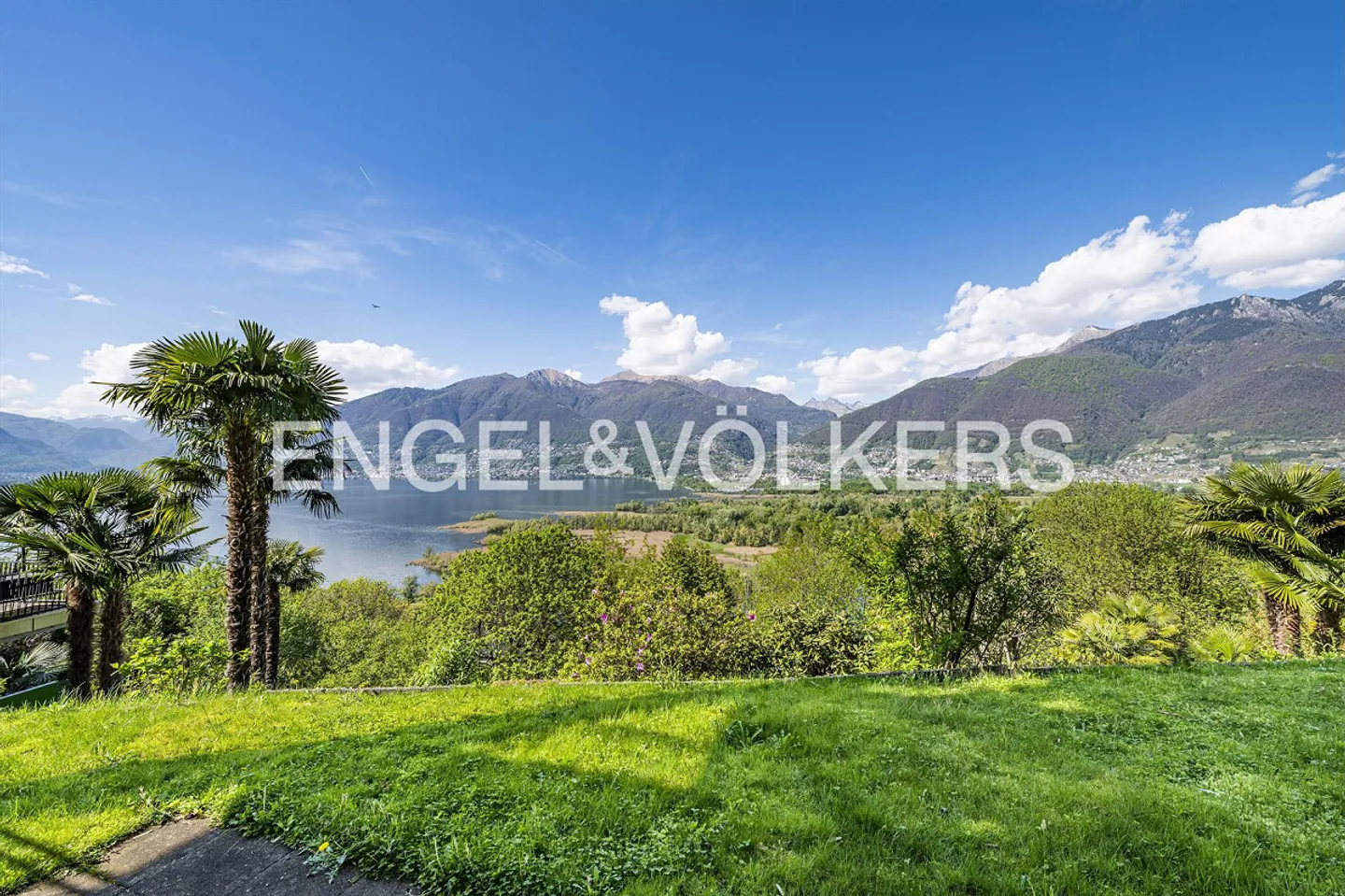 Chalet mit traumhaftem Seeblick - Foto 2 von 10