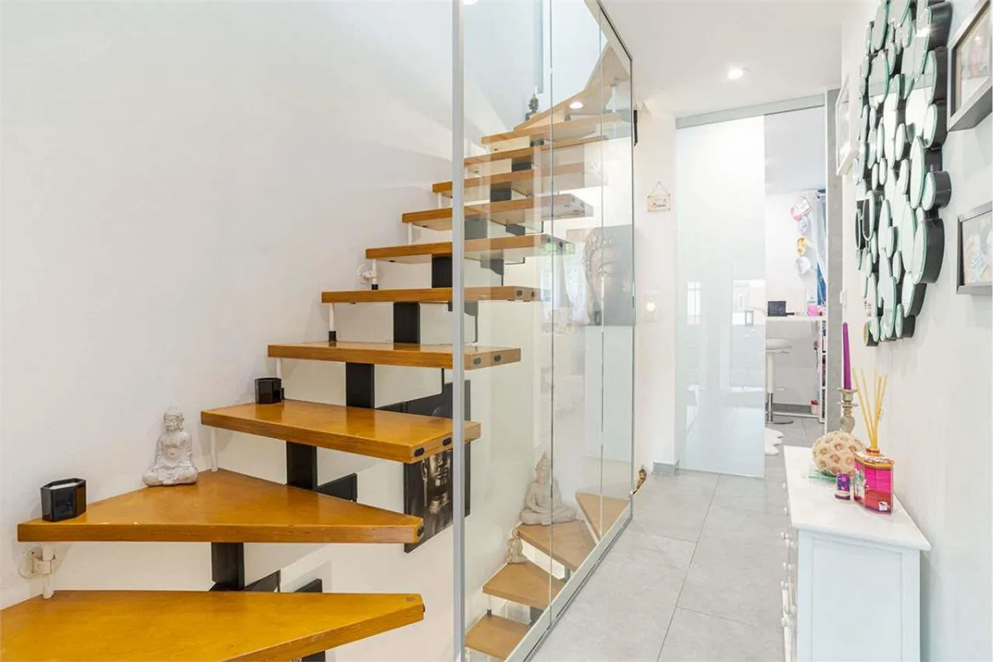 Triplex avec vue partielle sur le lac et jardin privé. - Photo 11 sur 13