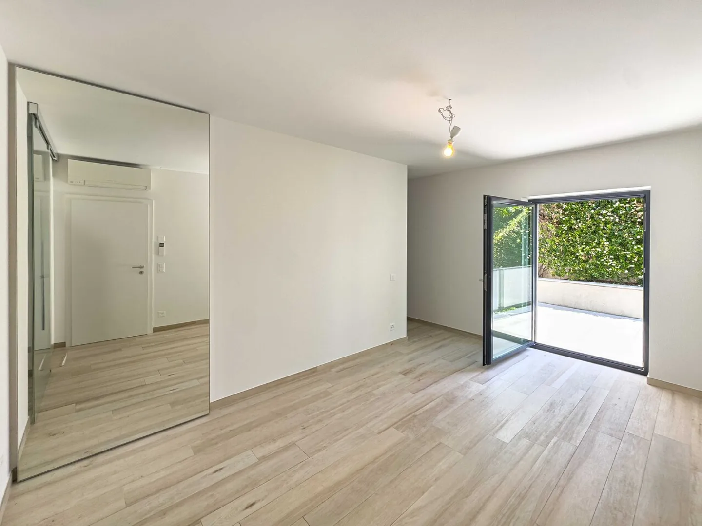 Elegant 4.5 rooms in Canobbio - Photo 4 of 8