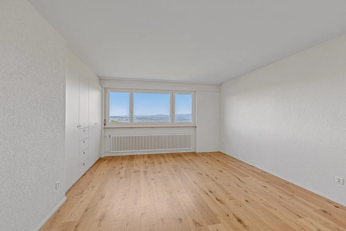 Casa di campagna con 7 camere nella zona agricola con vista lago e panoramica mozzafiato - Foto 10 di 12