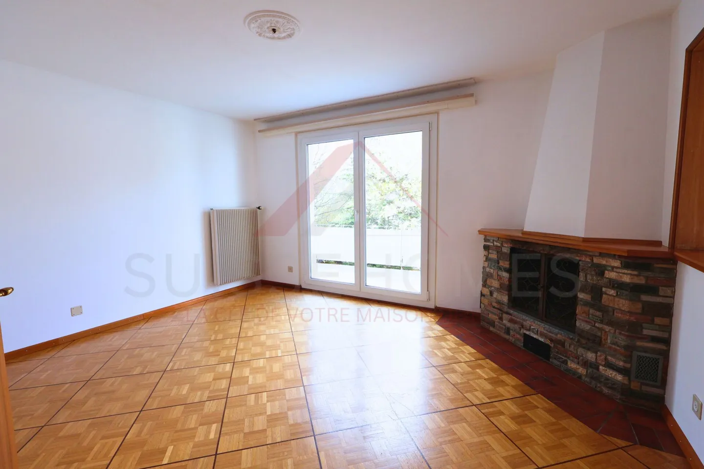 Selten in Delémont: Helles Familienhaus mit großen Volumen - Foto 4 von 22