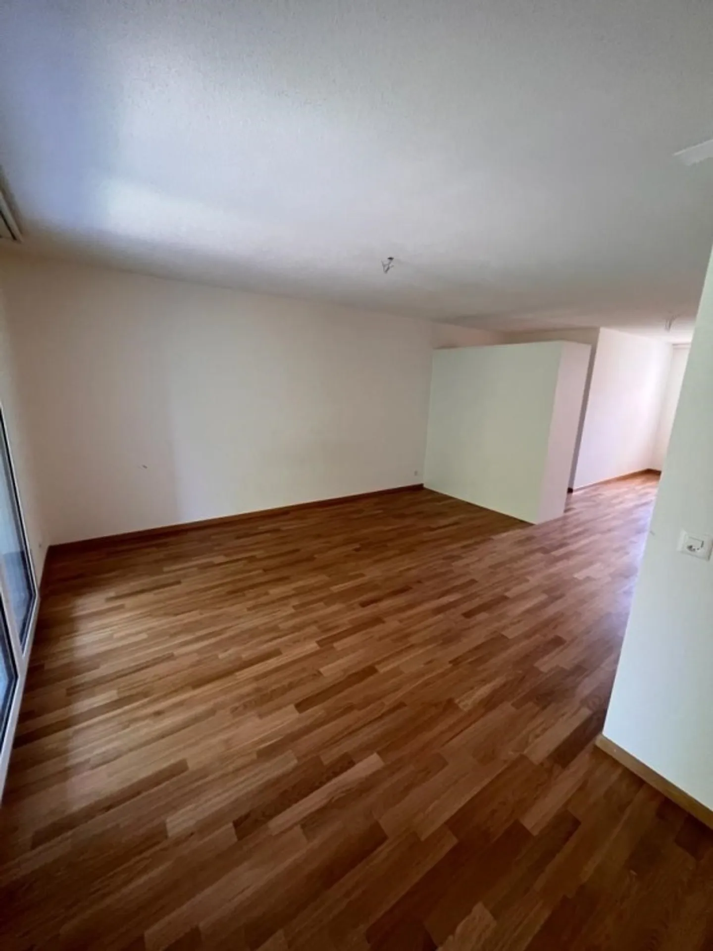 Appartement 2.5 pièces - Photo 3 sur 7