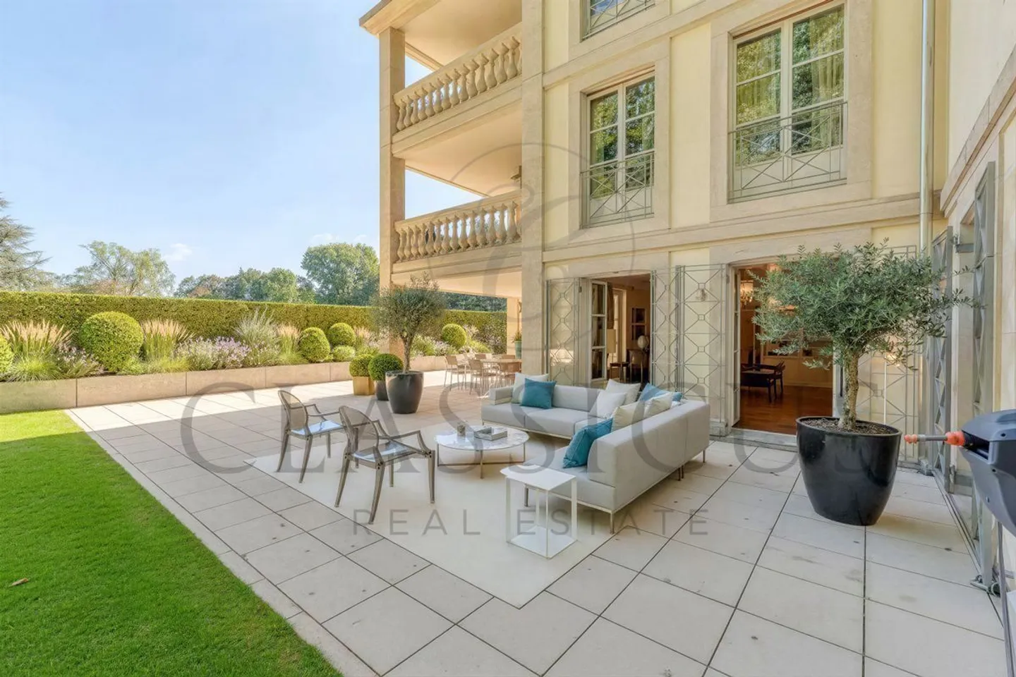 Exceptional apartment in absolute tranquility, in the heart of Vandoeuvres - Photo 1 of 13