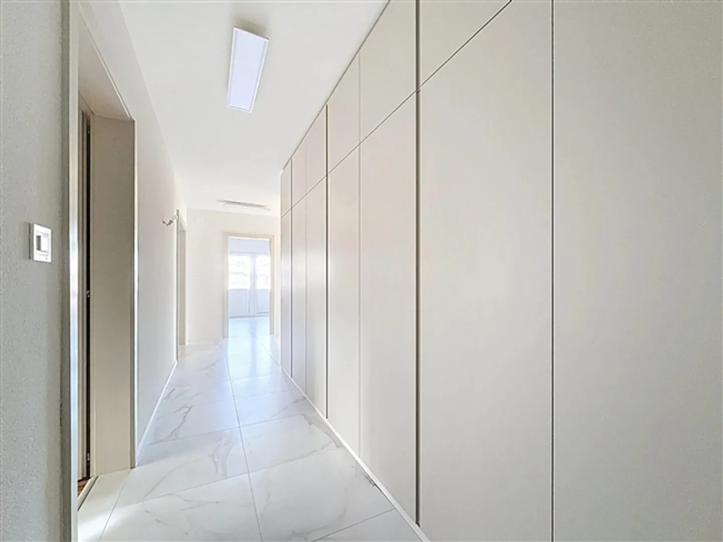 In affitto - Magnifico appartamento ristrutturato di 4,5 locali a Gravelone (Sion) - Foto 7 di 18