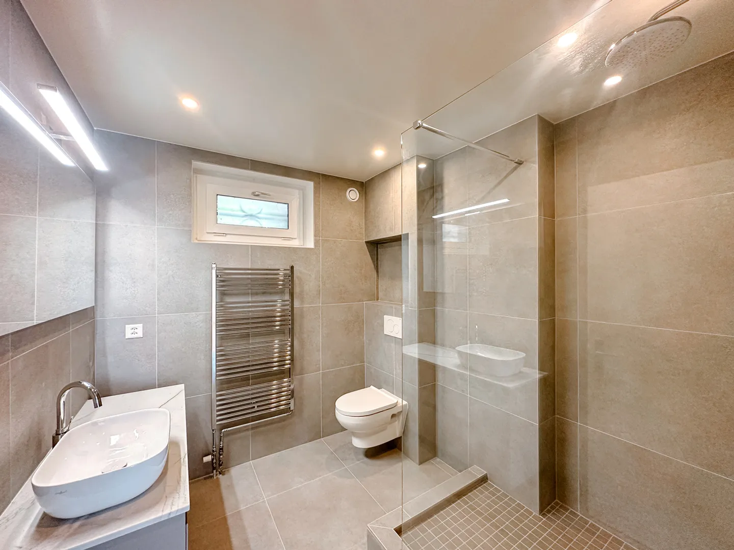 High-end family property with Mont-Blanc view - Photo 7 of 23