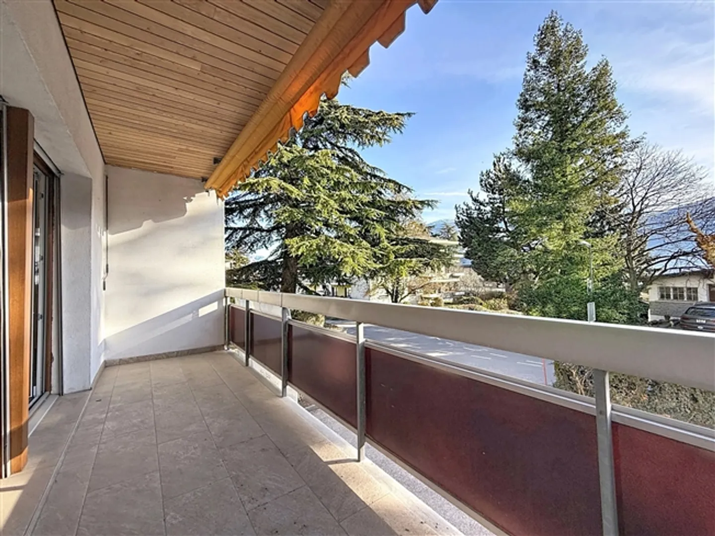 In affitto - Magnifico appartamento ristrutturato di 4,5 locali a Gravelone (Sion) - Foto 18 di 18