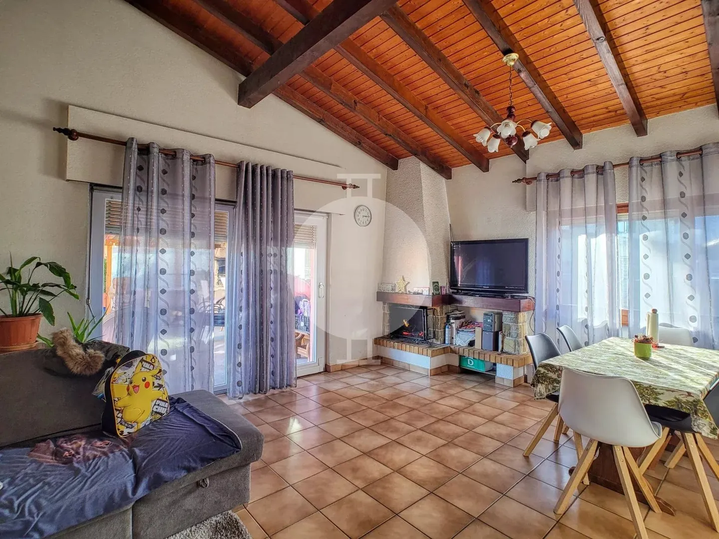 Zu verkaufen, Haus mit 2 Apartments in Vétroz - Potenzial und angenehmes Wohnambiente - Foto 10 von 13