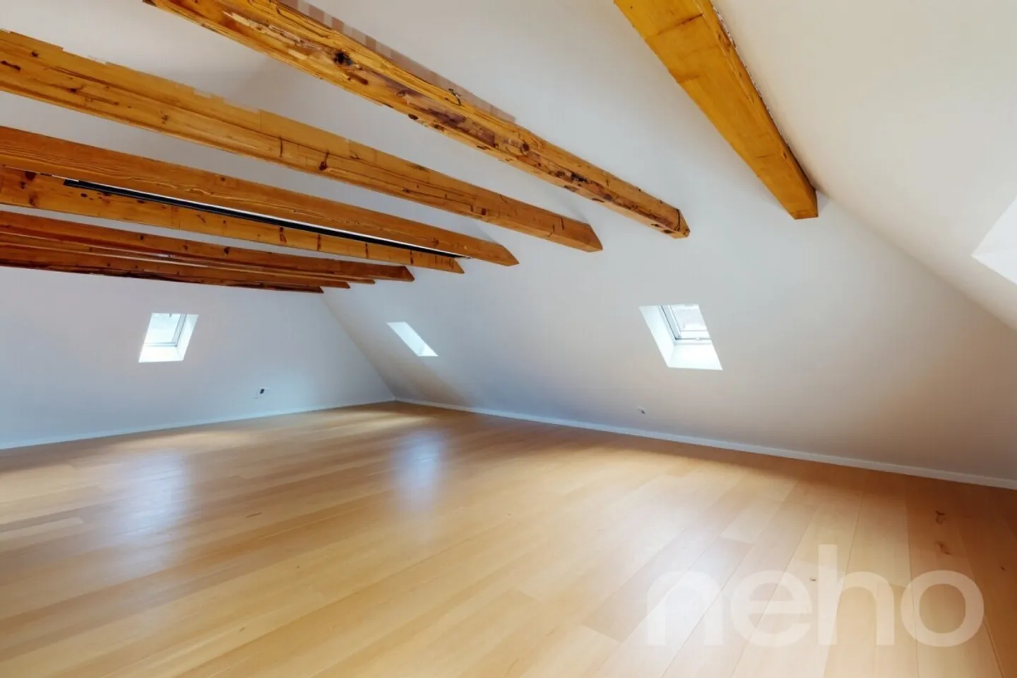 Renovated Penthouse in Downtown - Photo 2 of 8