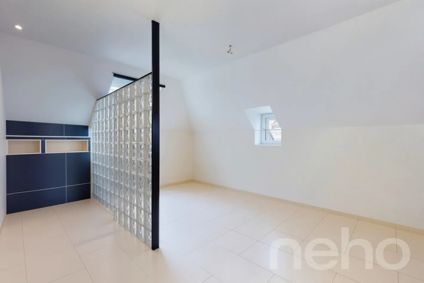 Renovated Penthouse in Downtown - Photo 7 of 8