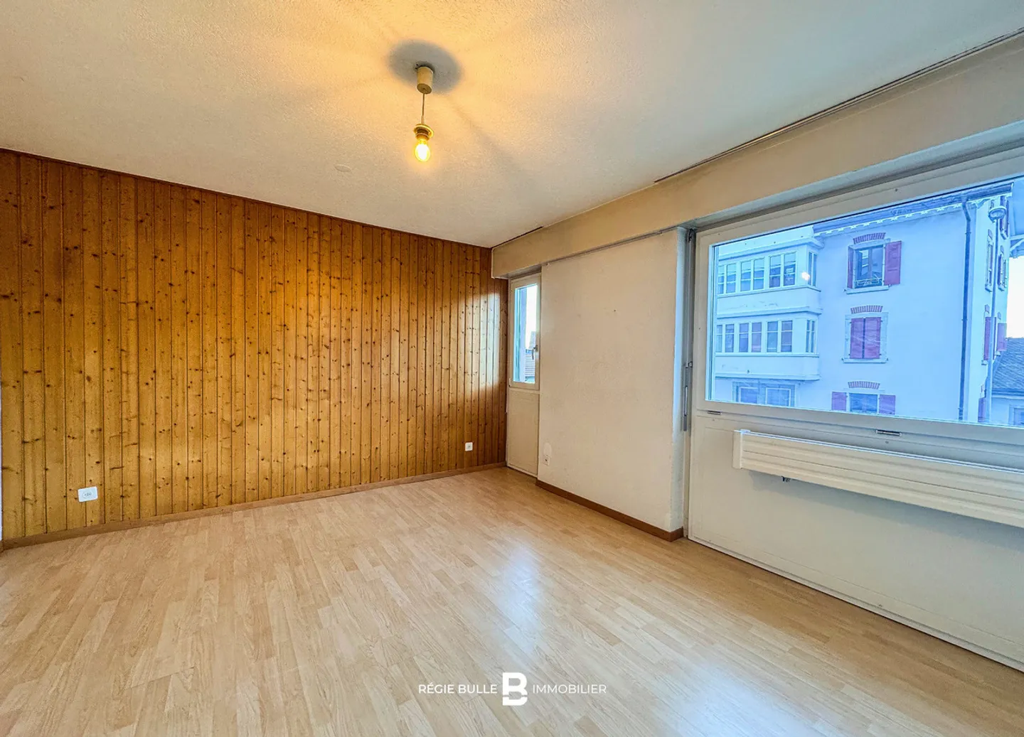 Prächtige 4.5-Zimmer-Wohnung in Renovierung - Foto 2 von 11