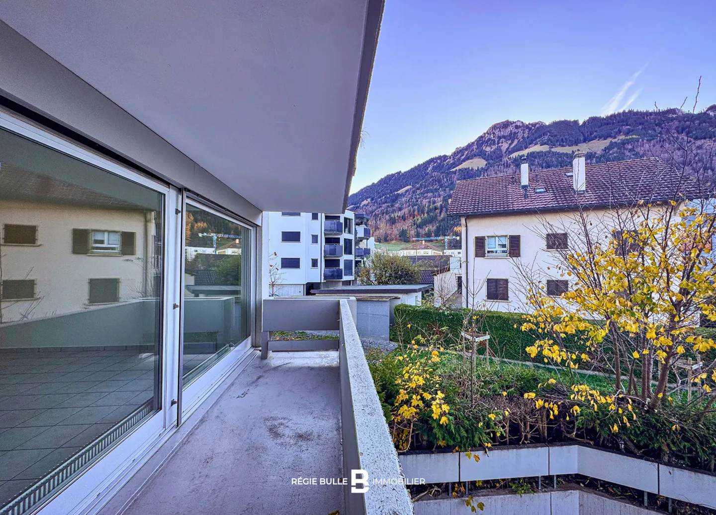 Prächtige 4.5-Zimmer-Wohnung in Renovierung - Foto 8 von 11