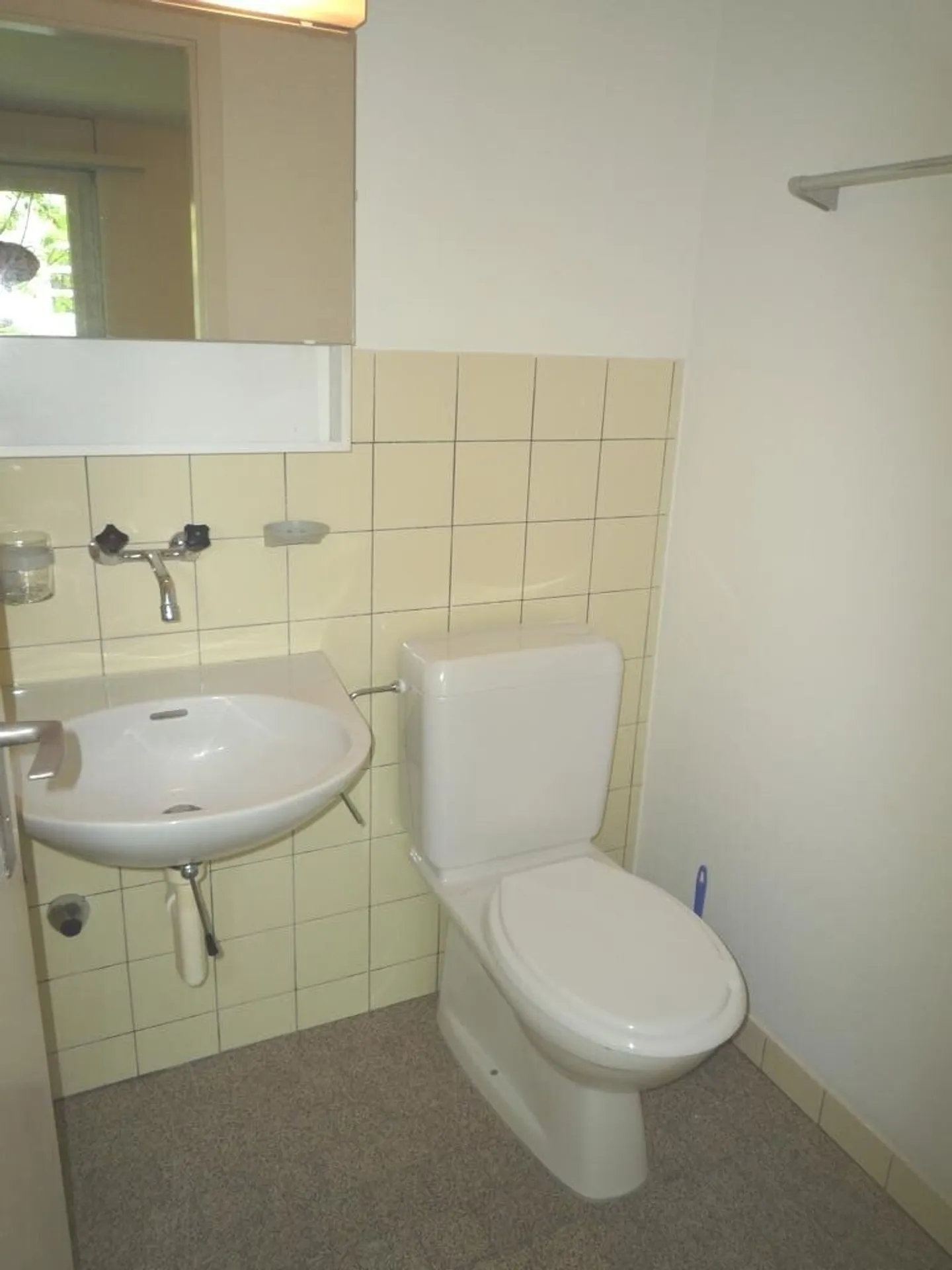 Zentrale 1-Zimmer-Wohnung in Ittigen - Foto 3 von 5