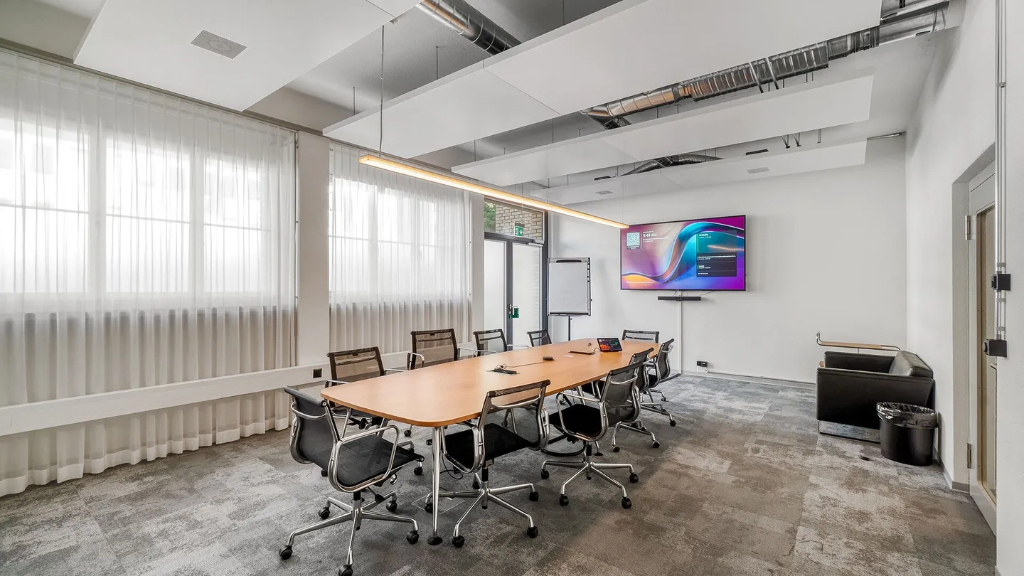 Modernes Büro im geschichtsträchtigen Gebäude - Foto 4 von 9