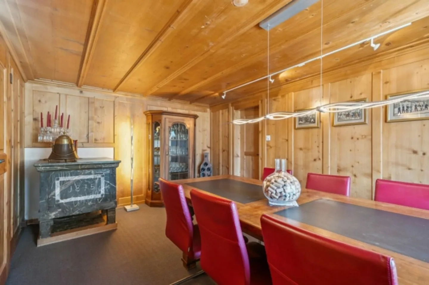 Traditional and charmingly modernized 6.5-room holiday home in the village center - Photo 6 of 20