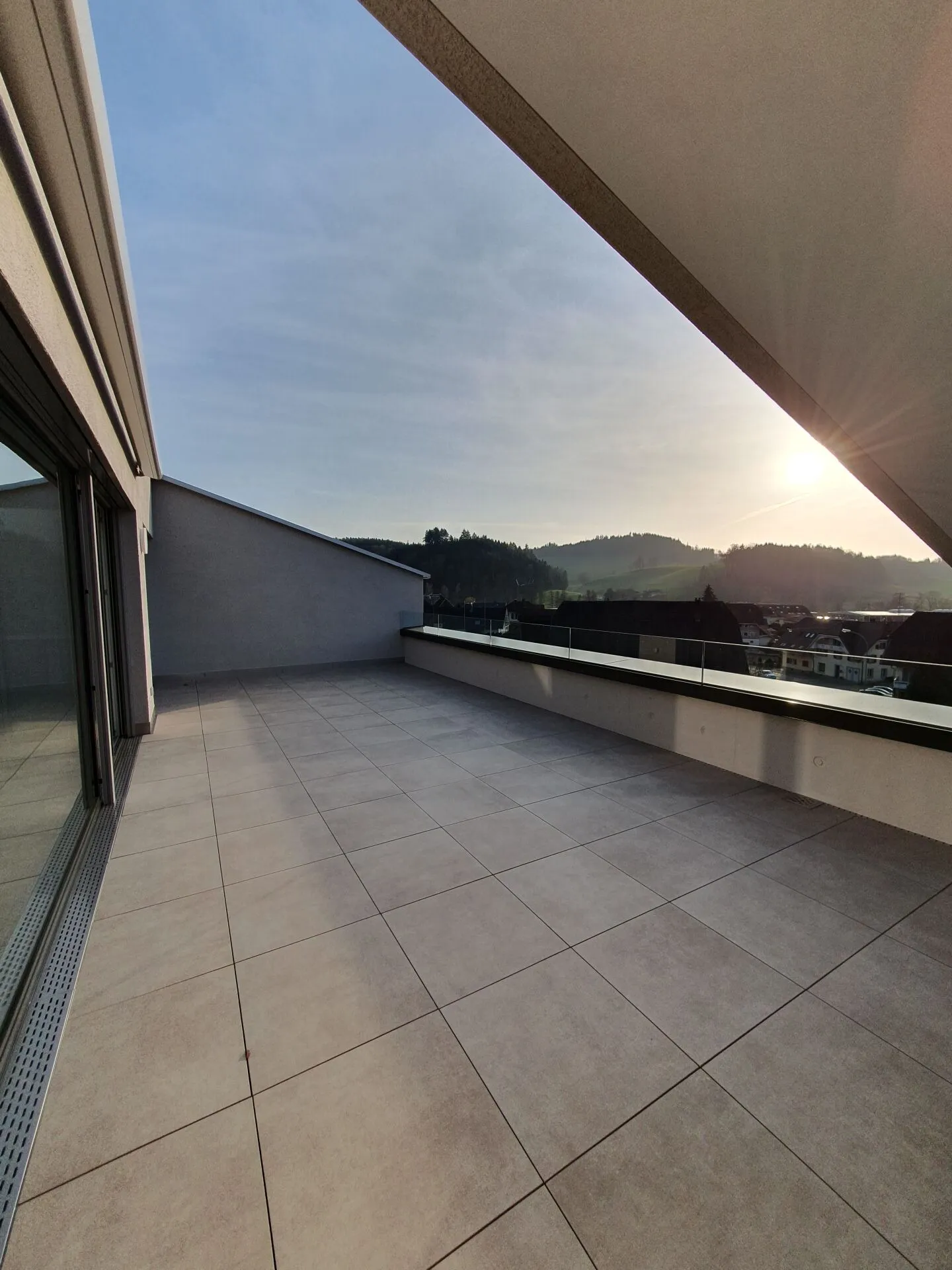 Affitto: Appartamento attico 3.5 locali - Foto 4 di 13