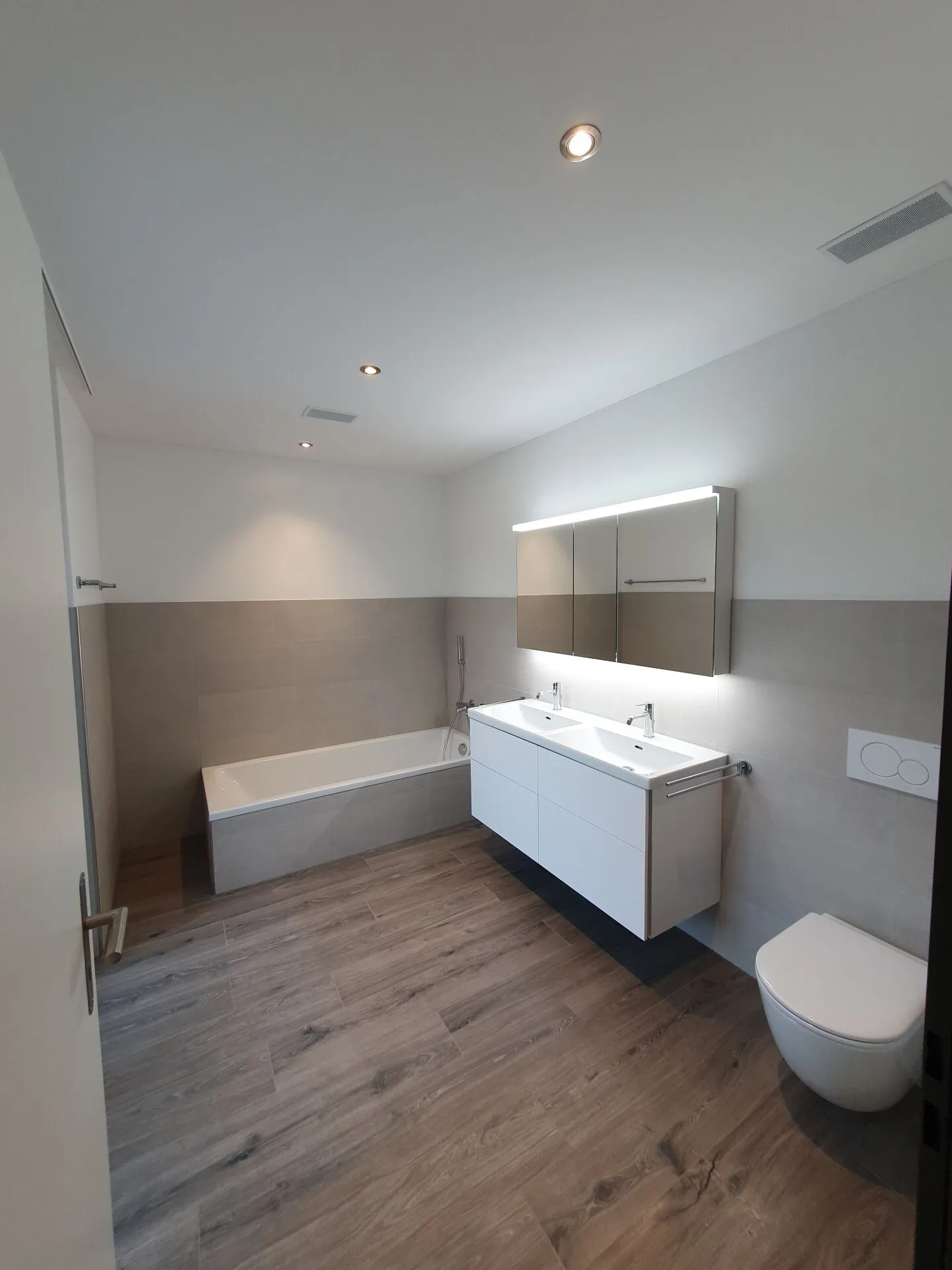 Affitto: Appartamento attico 3.5 locali - Foto 5 di 13