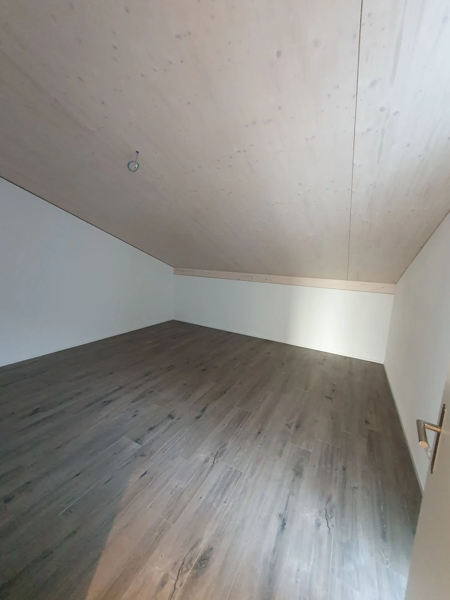 Affitto: Appartamento attico 3.5 locali - Foto 10 di 13