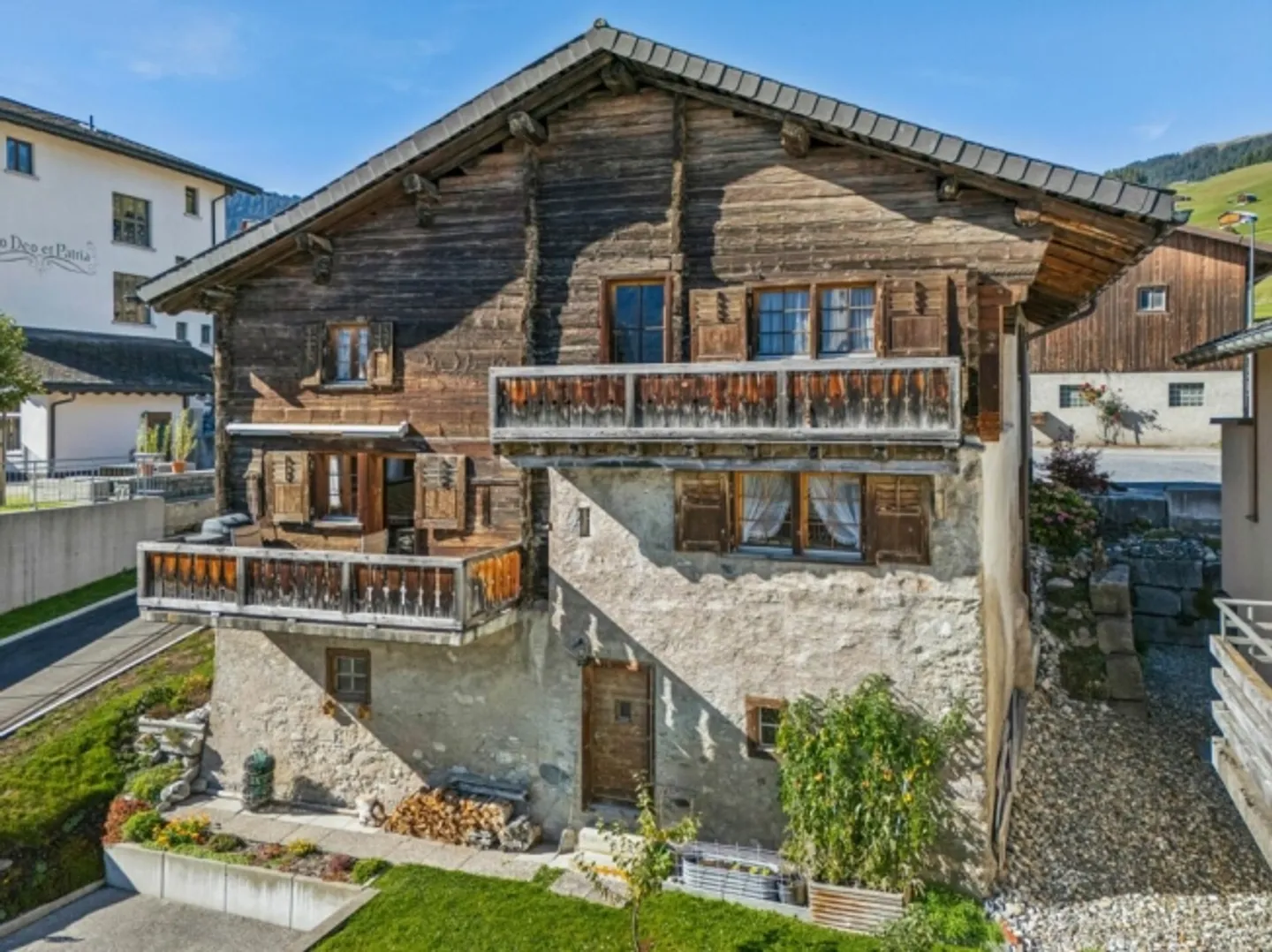 Traditional and charmingly modernized 6.5-room holiday home in the village center - Photo 17 of 20