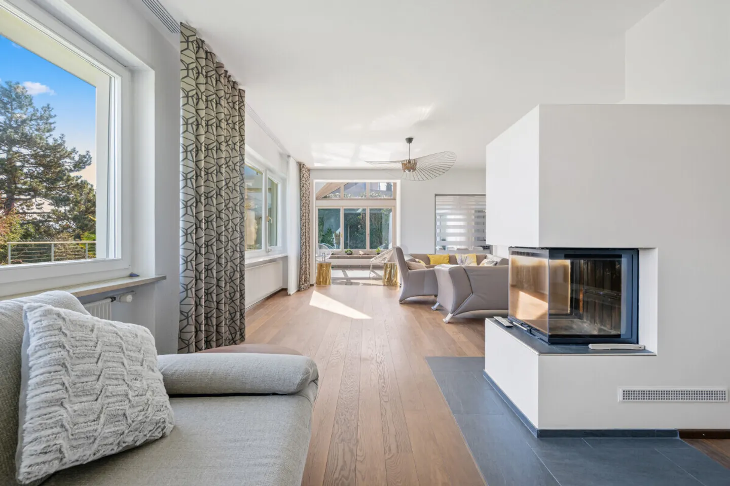 Villa exclusive avec galerie, piscine intérieure et idylle de jardin - Photo 12 sur 12